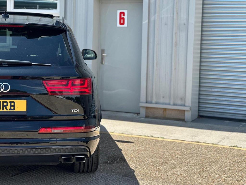 AUDI SQ7