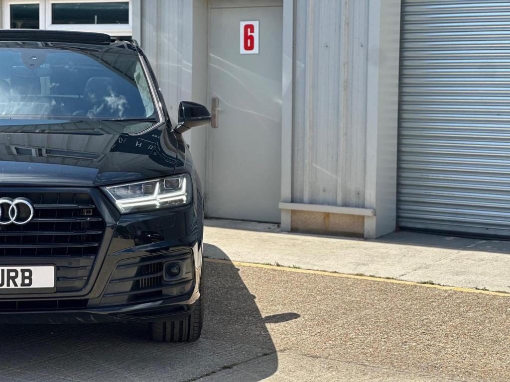 AUDI SQ7