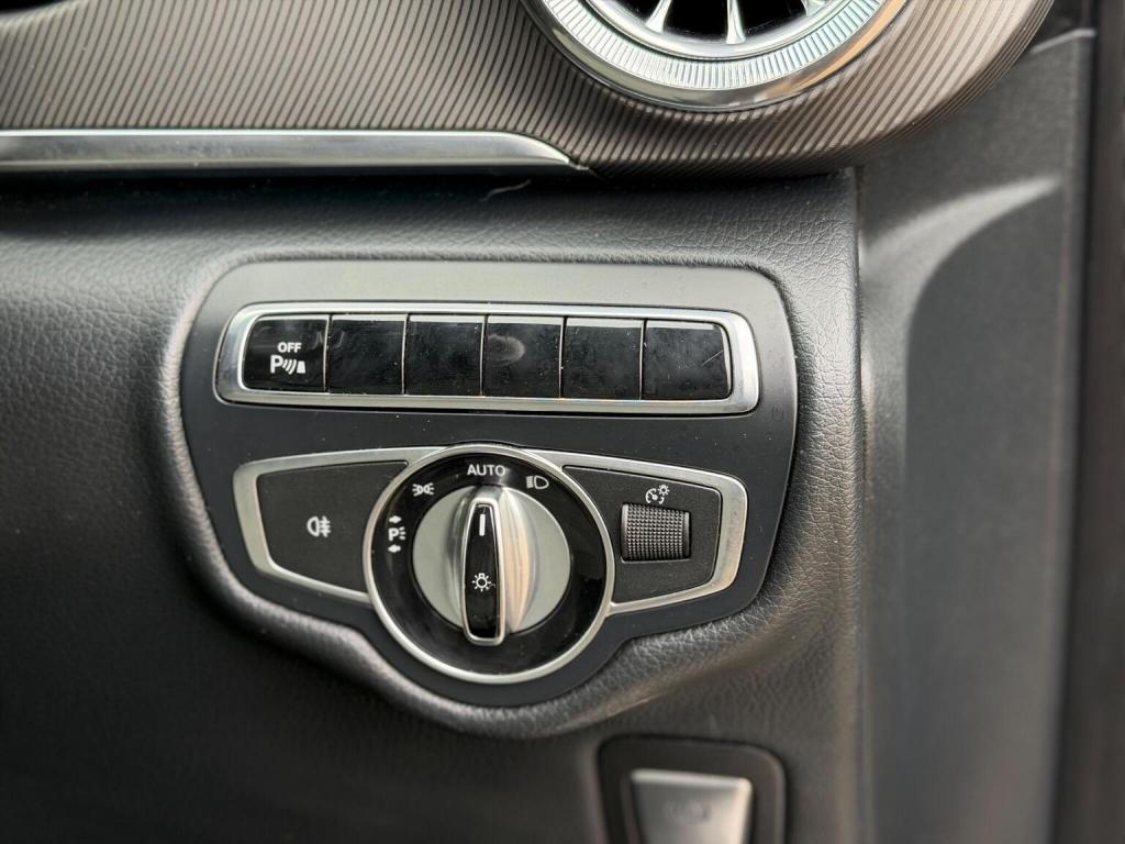 MERCEDES-BENZ V CLASS