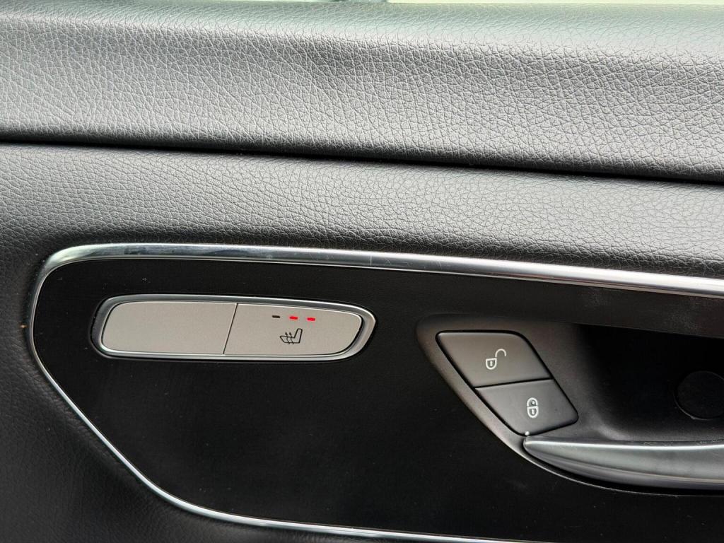 MERCEDES-BENZ V CLASS