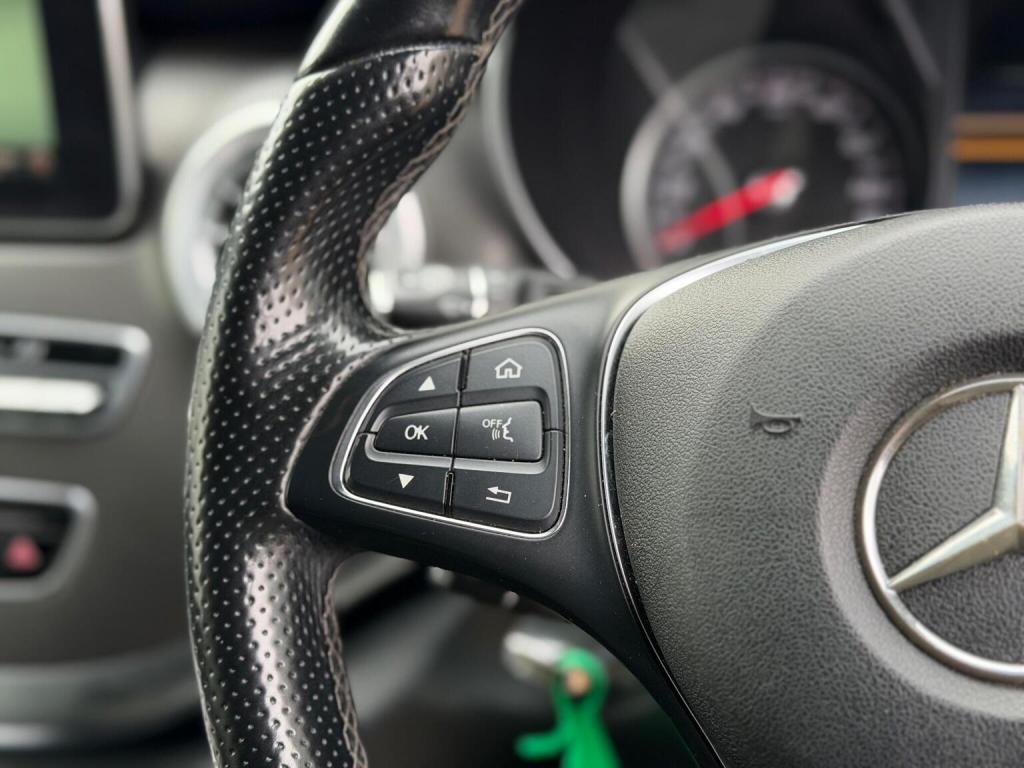 MERCEDES-BENZ V CLASS