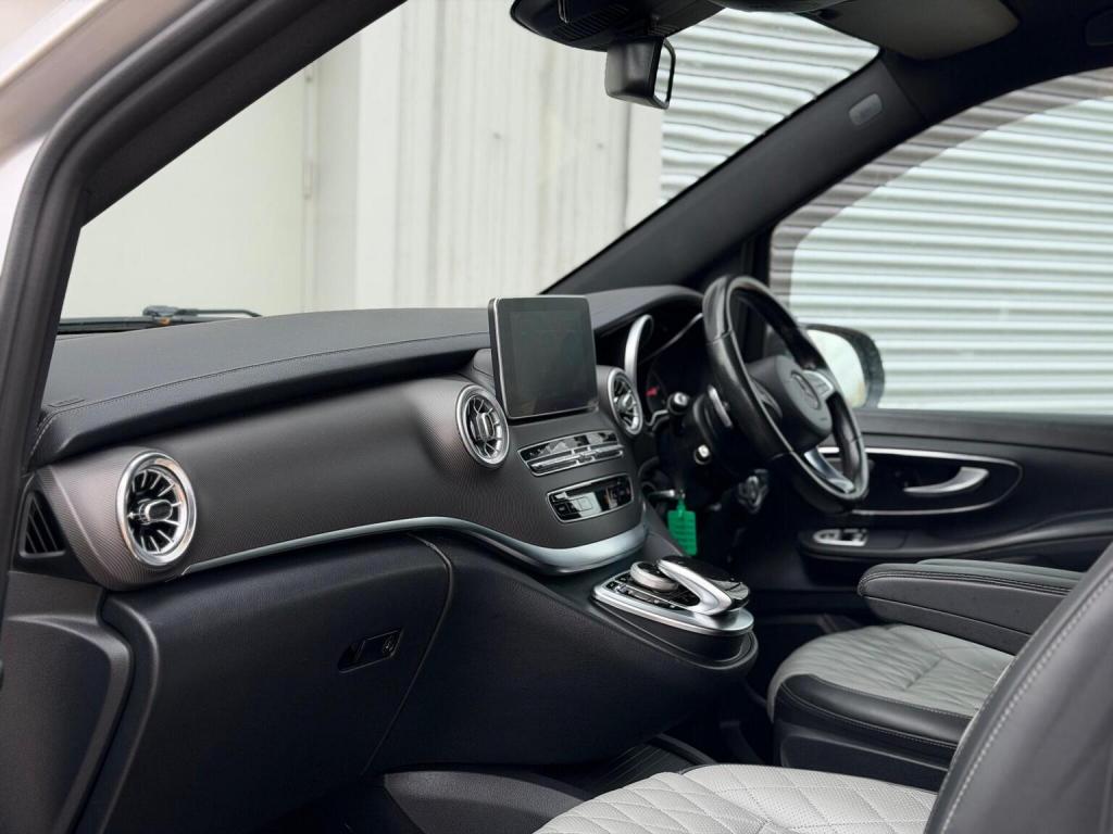 MERCEDES-BENZ V CLASS