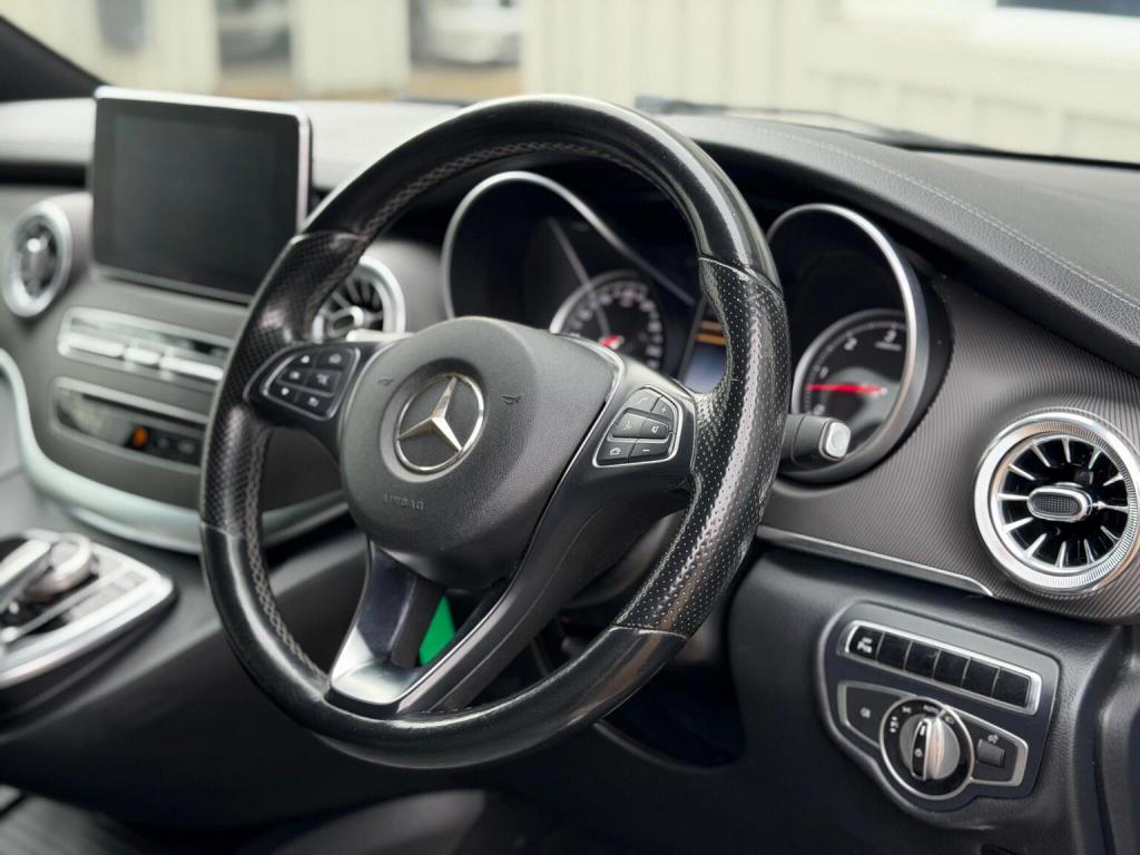 MERCEDES-BENZ V CLASS