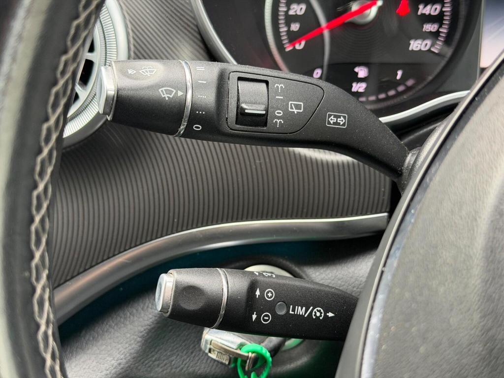 MERCEDES-BENZ V CLASS