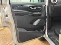 MERCEDES-BENZ V CLASS