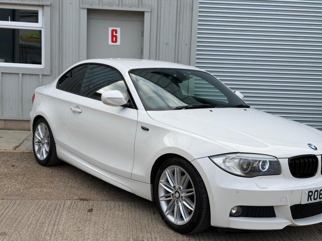BMW 1 SERIES
