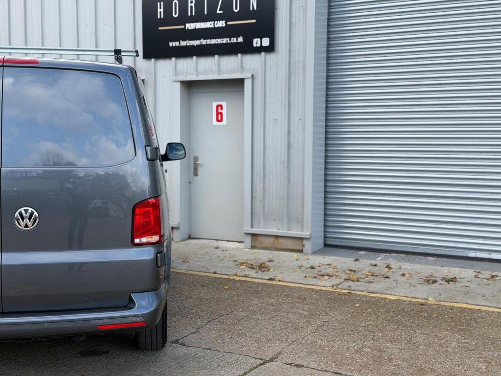 VOLKSWAGEN TRANSPORTER