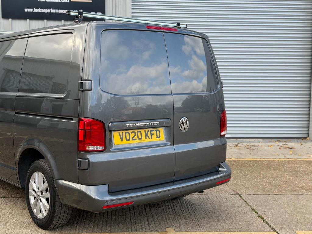 VOLKSWAGEN TRANSPORTER