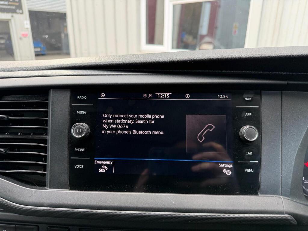 VOLKSWAGEN TRANSPORTER