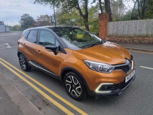 RENAULT CAPTUR 1.5 dCi ENERGY Iconic Euro 6 (s/s) 5dr