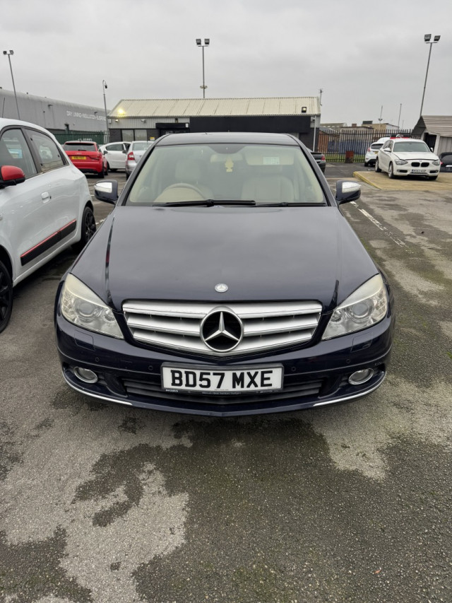 MERCEDES-BENZ C CLASS