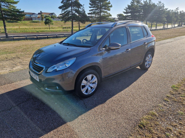 PEUGEOT 2008 1.6 e-HDi Active