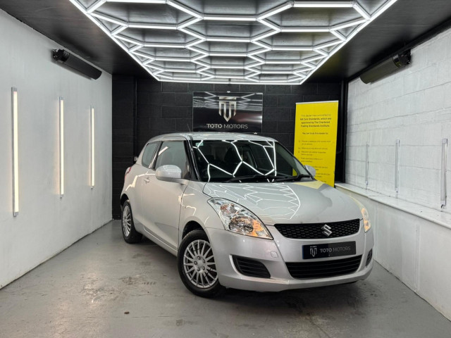 SUZUKI SWIFT