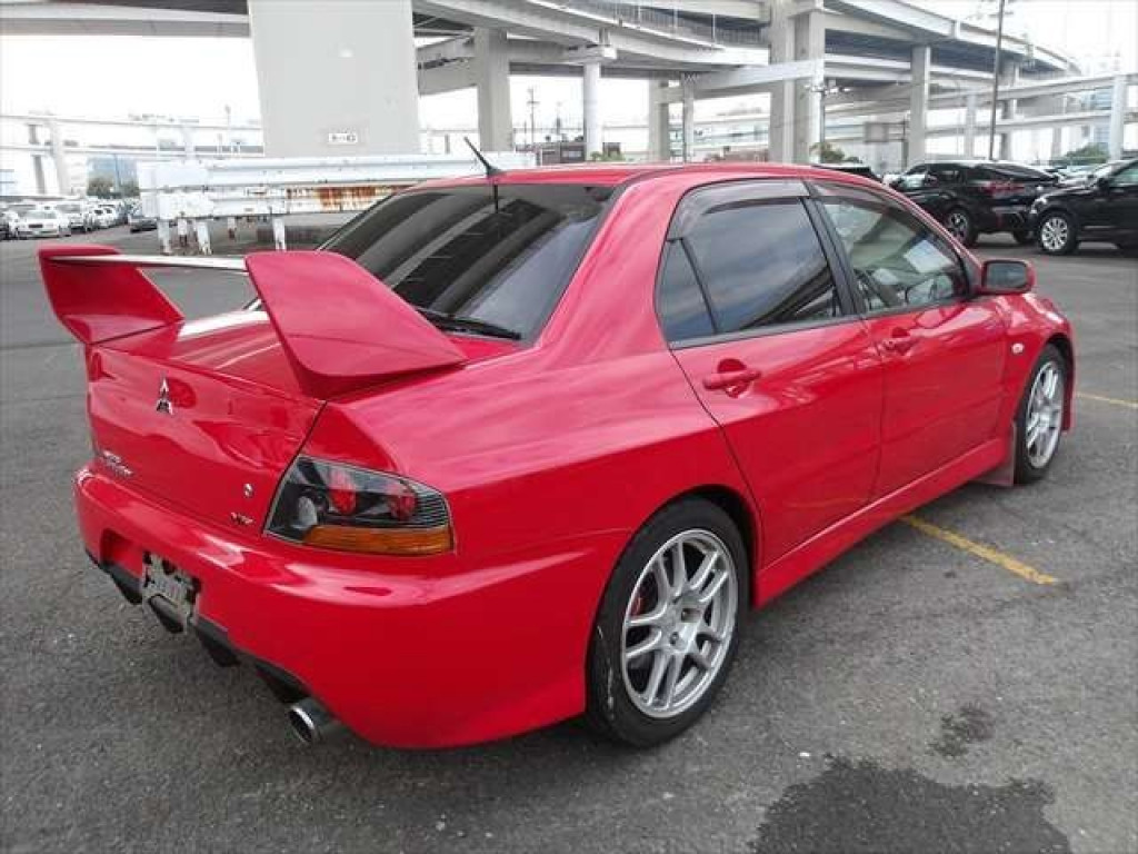 MITSUBISHI LANCER