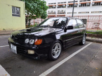 TOYOTA STARLET