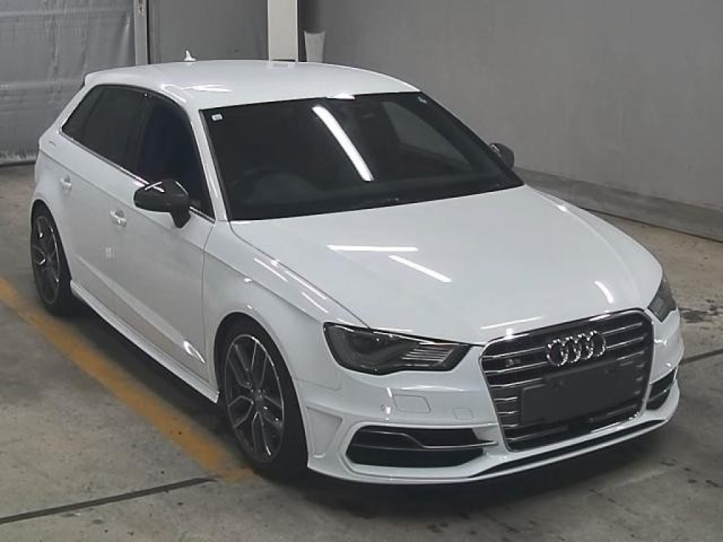AUDI S3