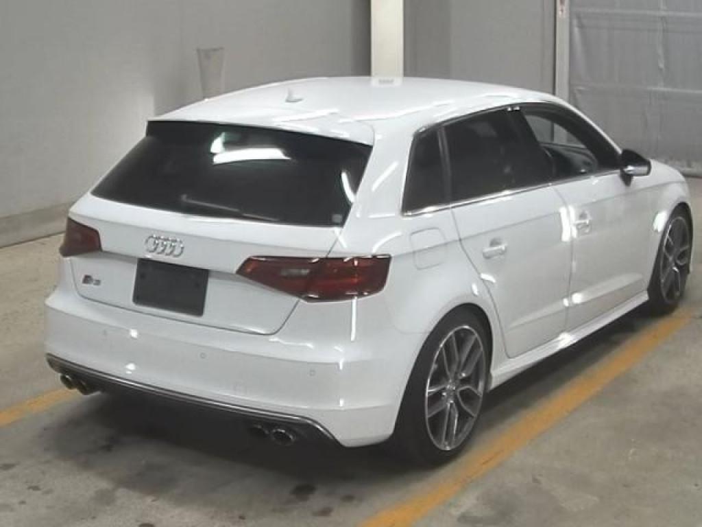 AUDI S3