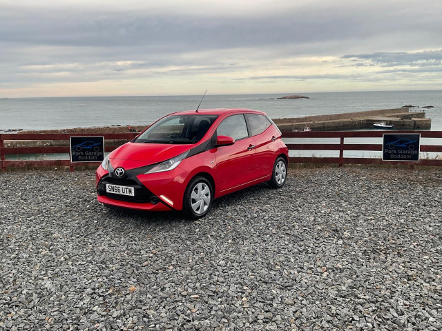 TOYOTA AYGO
