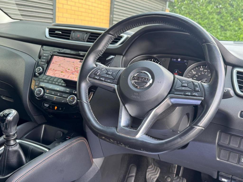 NISSAN QASHQAI