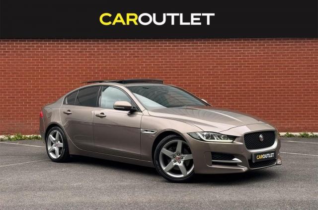 JAGUAR XE