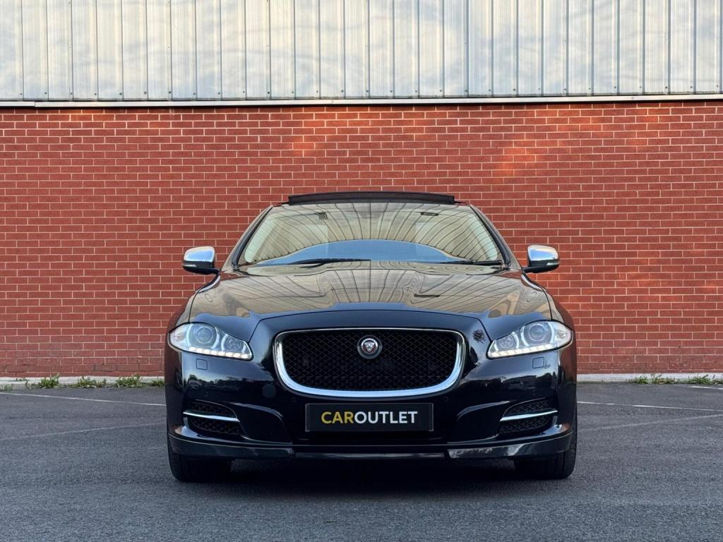 JAGUAR XJ
