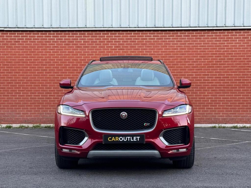 JAGUAR F-PACE