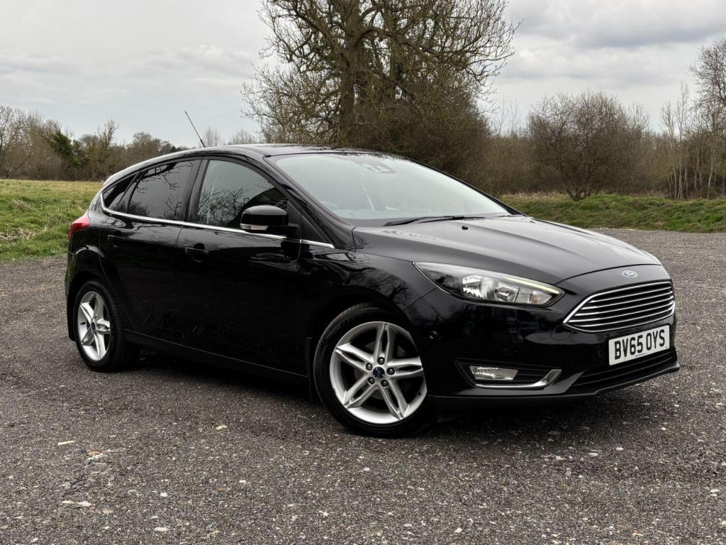 FORD FOCUS 1.0 T EcoBoost Titanium