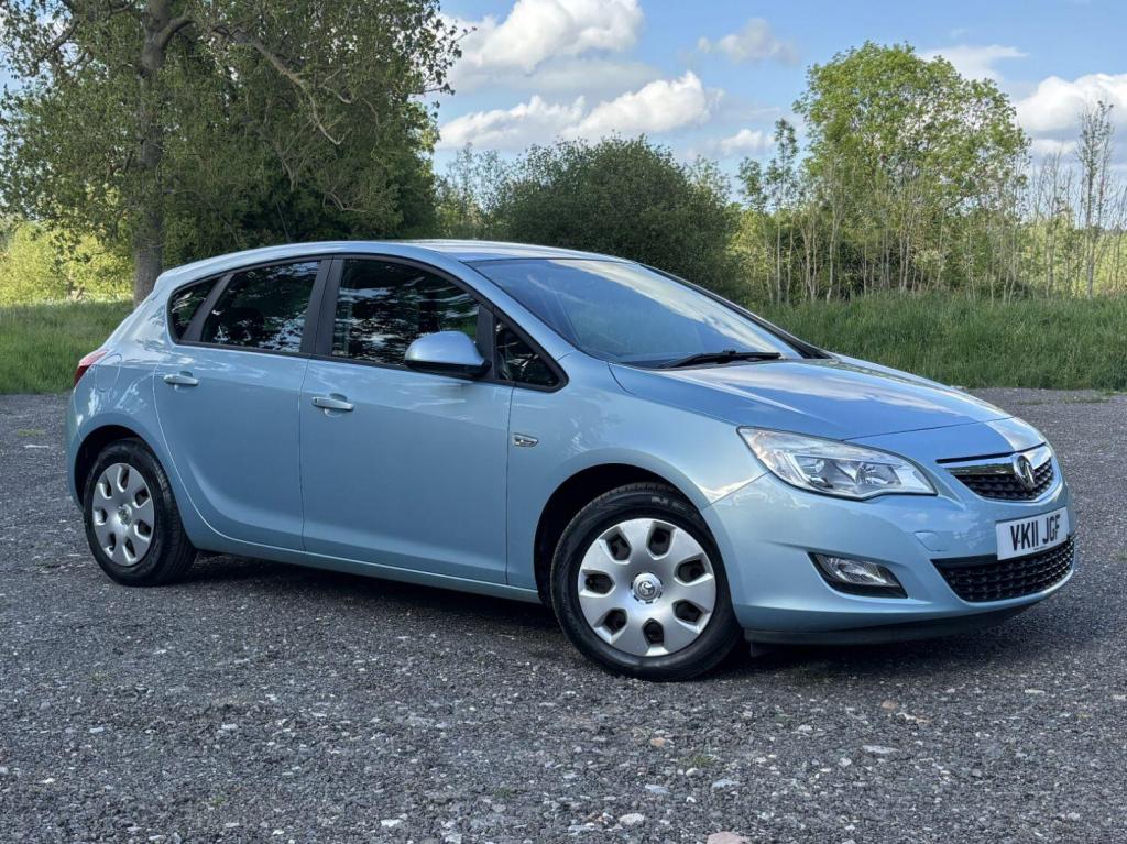 VAUXHALL ASTRA 1.6 16v Exclusiv