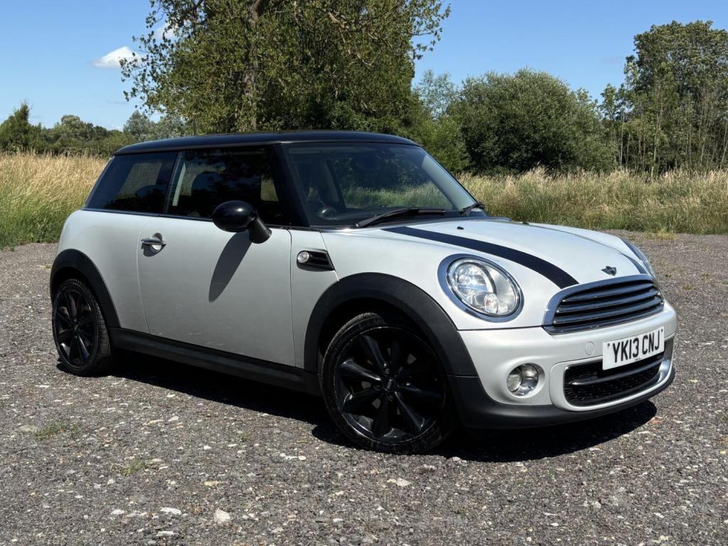 MINI HATCH 1.6 Cooper D Hatch