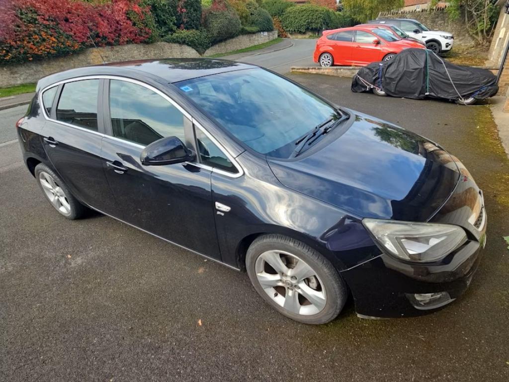 VAUXHALL ASTRA 1.6 16v SRi