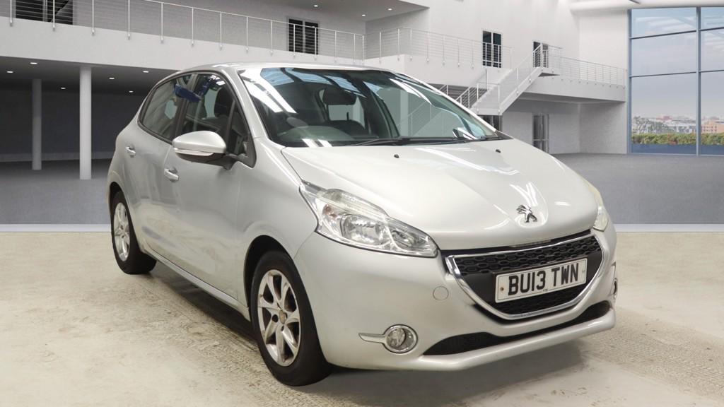 PEUGEOT 208 1.2 VTi Active