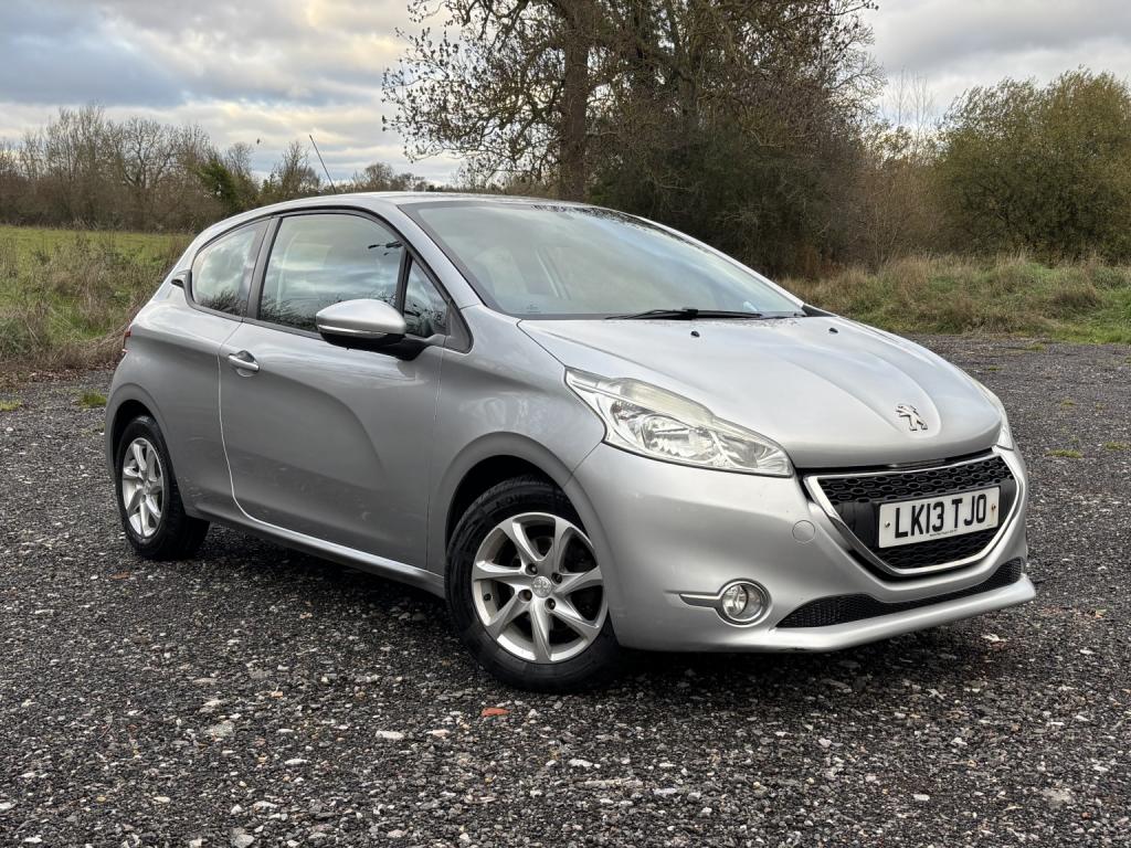 PEUGEOT 208 1.0 VTi Active