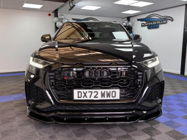 AUDI RSQ8