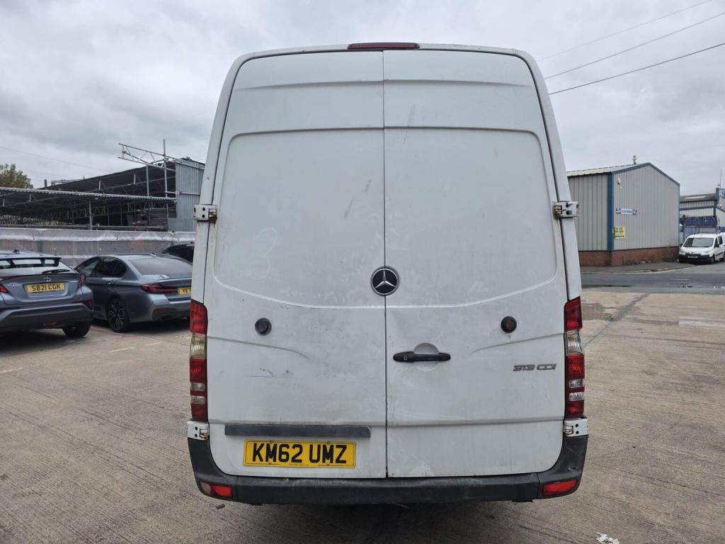 MERCEDES-BENZ SPRINTER