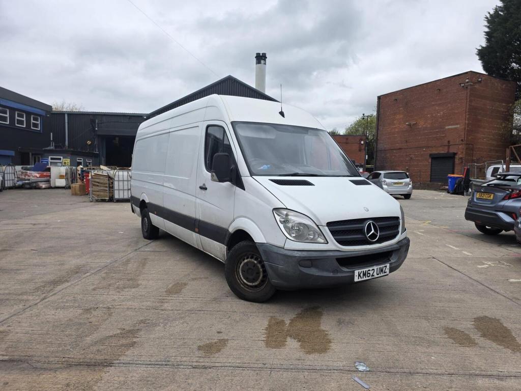 MERCEDES-BENZ SPRINTER