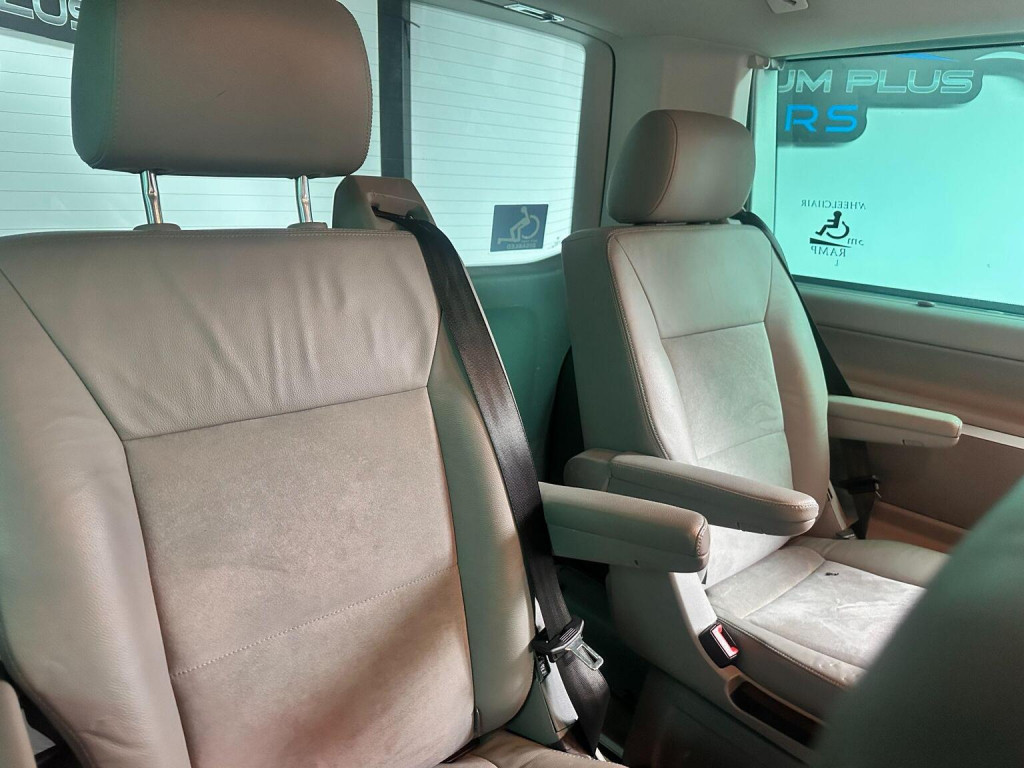 VOLKSWAGEN CARAVELLE