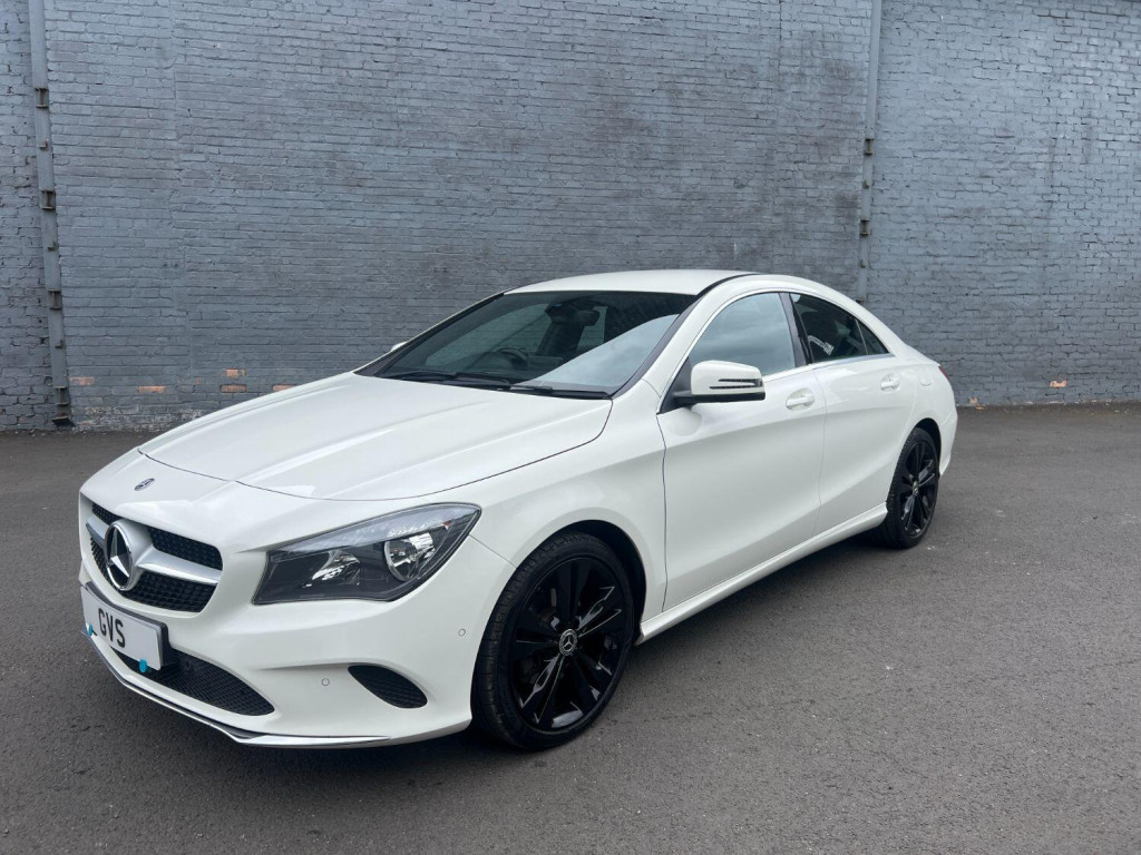 MERCEDES-BENZ CLA 2.1 CLA200d Sport