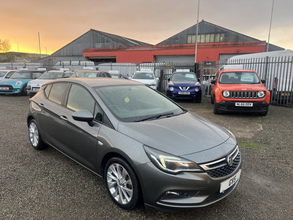 VAUXHALL ASTRA 1.4 i Turbo Tech Line Nav