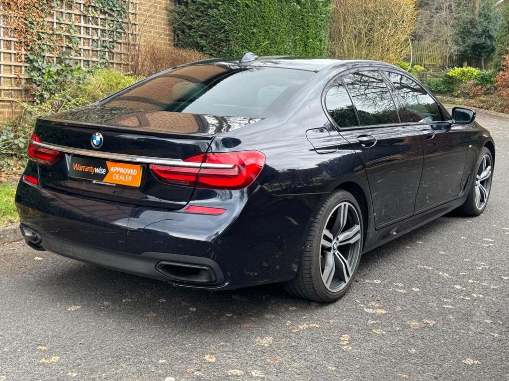 BMW 7 SERIES