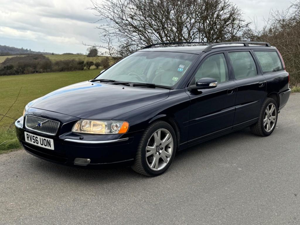 VOLVO V70