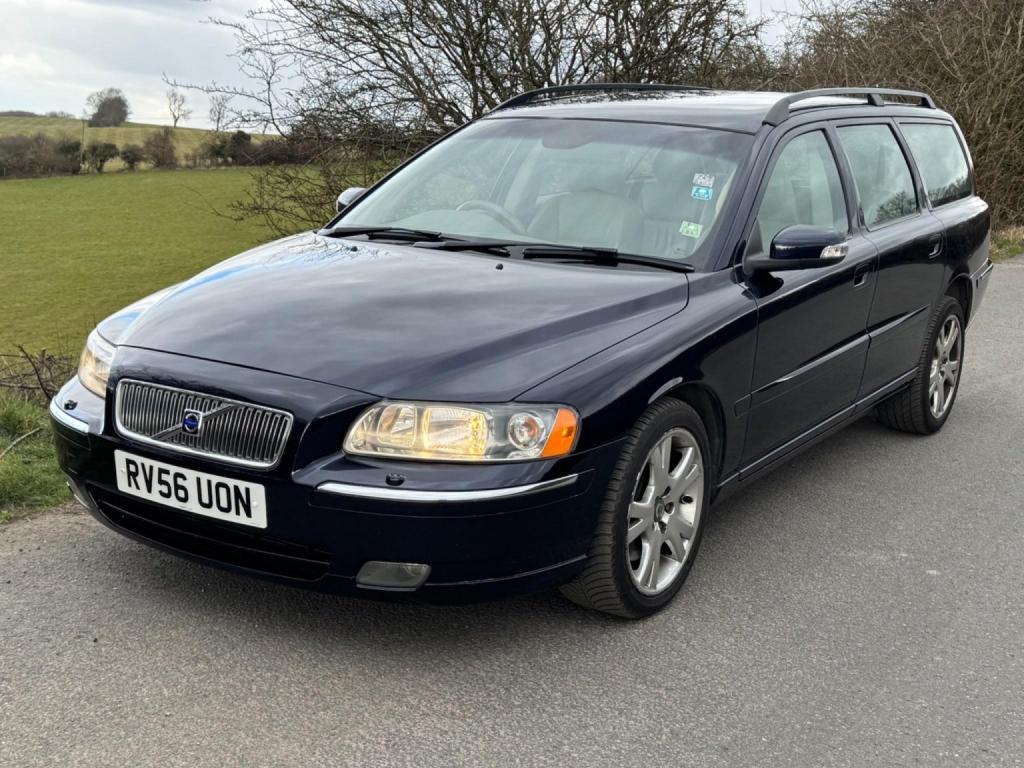 VOLVO V70