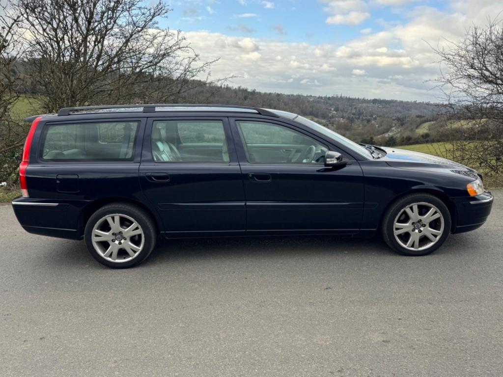 VOLVO V70