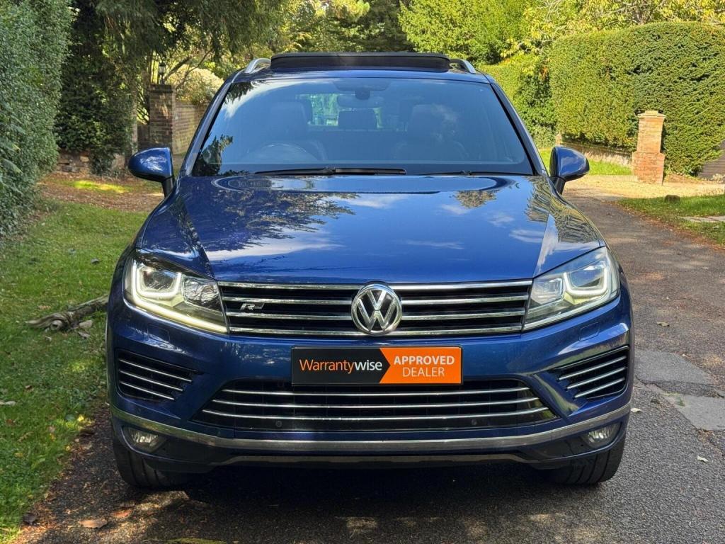 VOLKSWAGEN TOUAREG