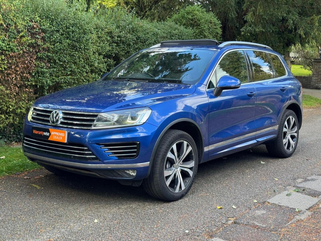 VOLKSWAGEN TOUAREG