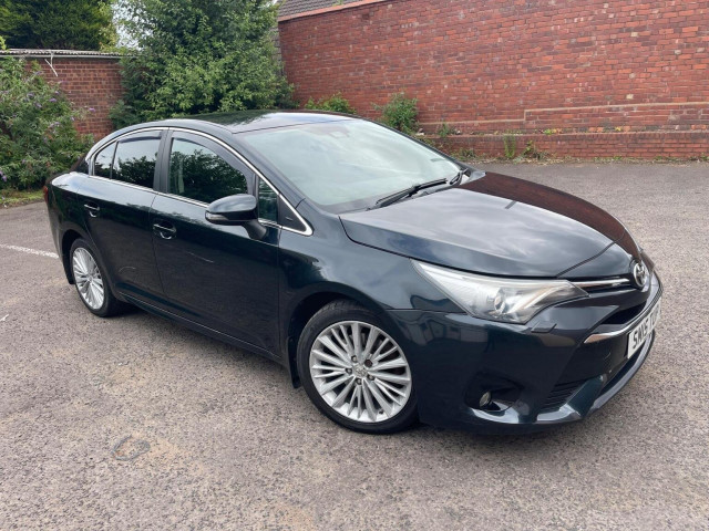 TOYOTA AVENSIS