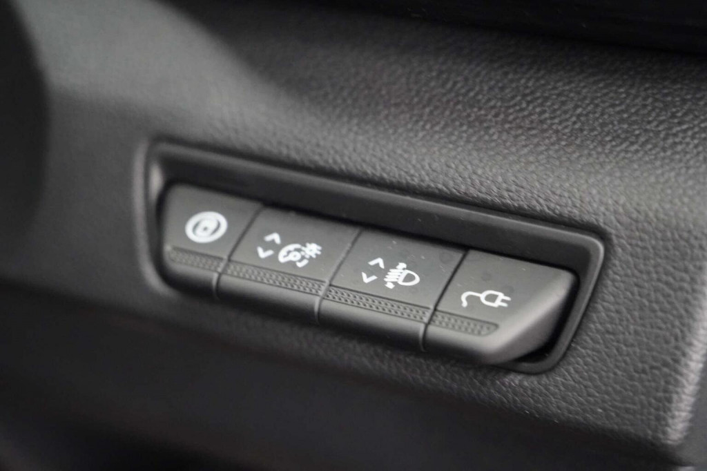 RENAULT TRAFIC E-TECH