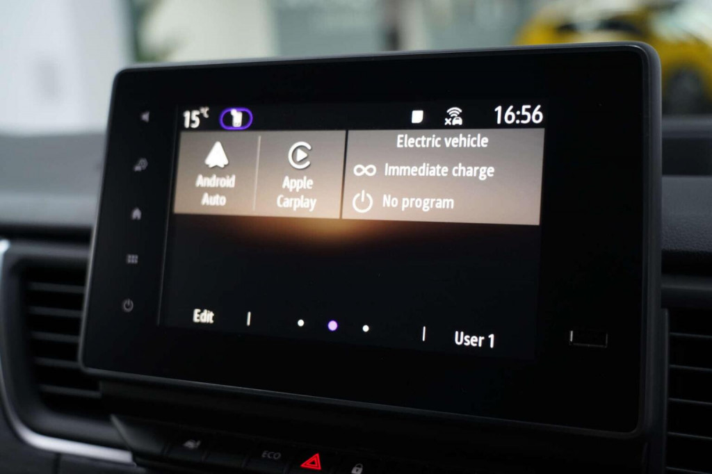 RENAULT TRAFIC E-TECH