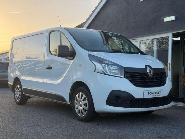 RENAULT TRAFIC
