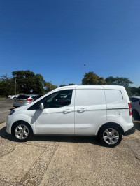 FORD TRANSIT COURIER