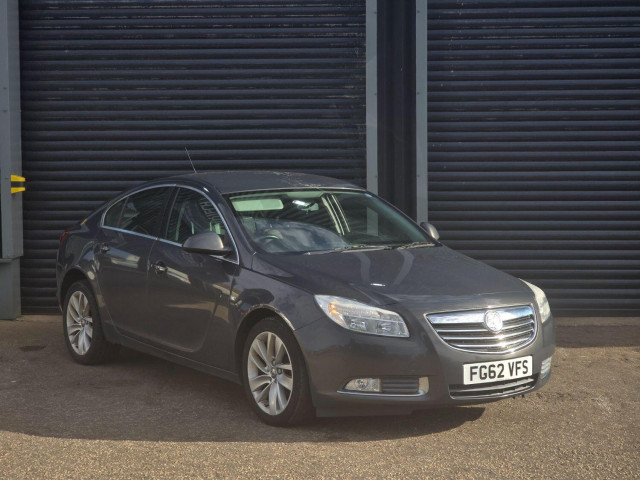 VAUXHALL INSIGNIA